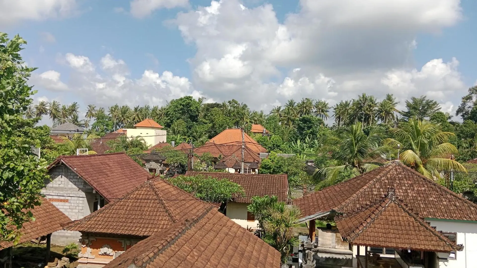 Gasthaus Sunrise House Ubud Landhaus